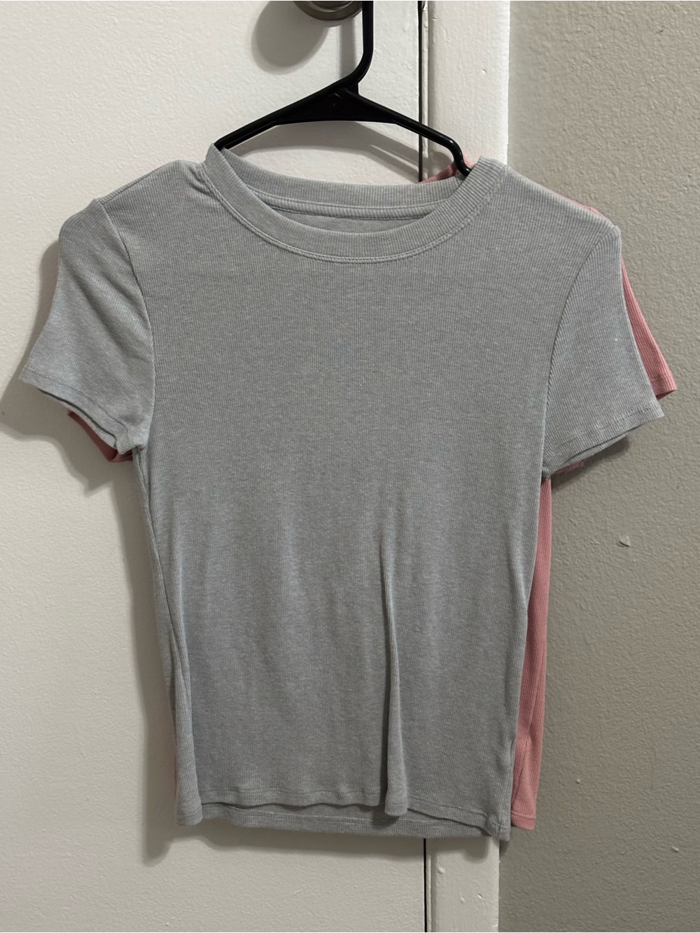 NWOT lot of 2 ribbed tees - Picture 3 of 3